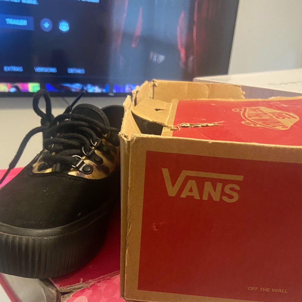 Vans Lepoard/Black Suede Size 8